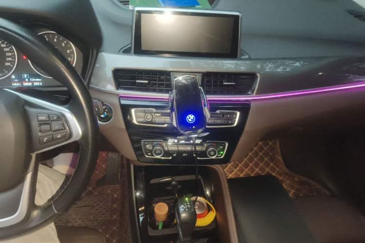 Used BMW X1 2016 sDrive18Li Luxury Model Audio And AC Panel
