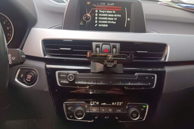 Used BMW X1 2016 sDrive18Li Premium Edition Audio And AC Panel