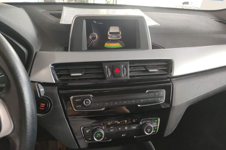 Used BMW X1 2016 sDrive18Li Fashion Model Audio And AC Panel