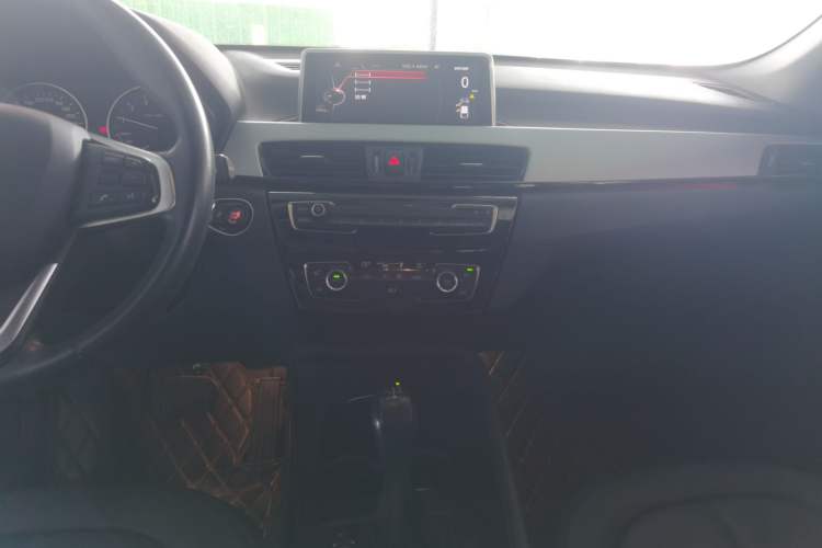 Used BMW X1 2016 sDrive18Li Fashion Model Audio And AC Panel