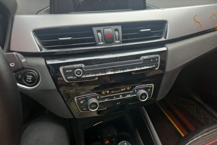 Used BMW X1 2016 sDrive18Li Fashion Model Audio And AC Panel