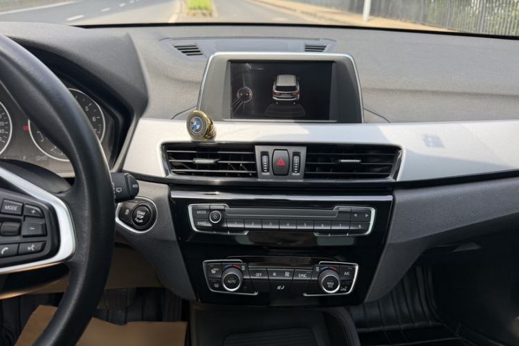 Used BMW X1 2016 sDrive18Li Fashion Model Audio And AC Panel