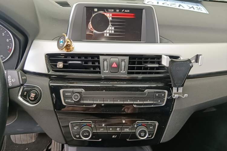 Used BMW X1 2016 sDrive18Li Fashion Model Audio And AC Panel