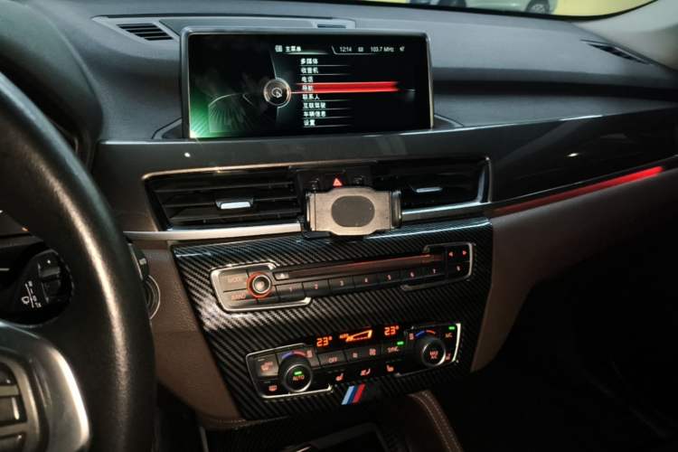 Used BMW X1 2016 xDrive20Li Luxury Model Audio And AC Panel