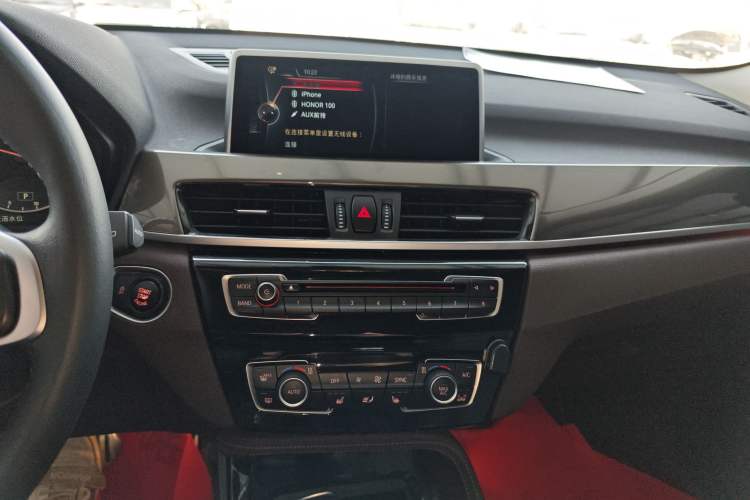 Used BMW X1 2016 xDrive20Li Luxury Model Audio And AC Panel