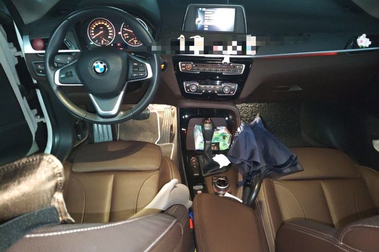 Used BMW X1 2016 sDrive20Li Luxury Model Audio And AC Panel