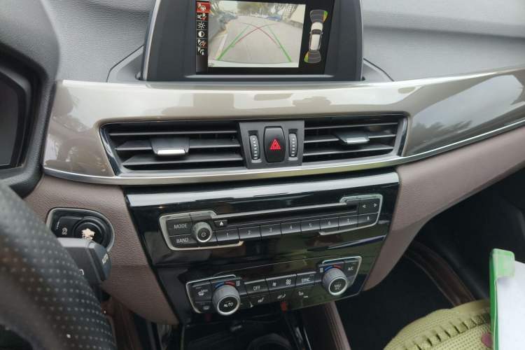 Used BMW X1 2016 sDrive18Li Luxury Model Audio And AC Panel
