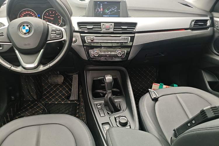 Used BMW X1 2016 sDrive18Li Fashion Model Audio And AC Panel