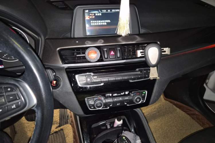 Used BMW X1 2016 sDrive20Li Luxury Model Audio And AC Panel