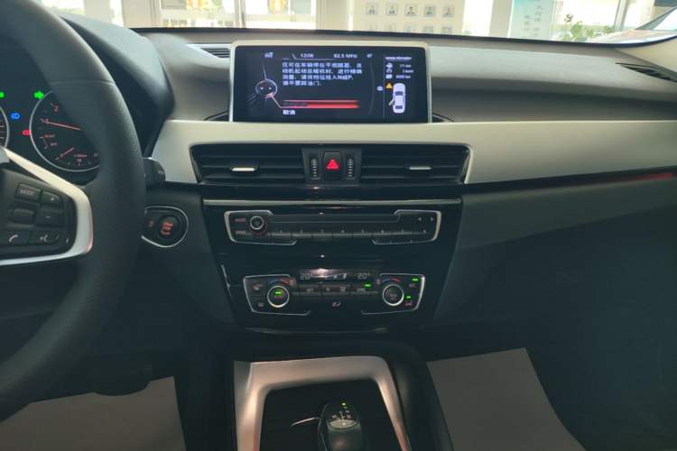 Used BMW X1 2016 sDrive18Li Fashion Model Audio And AC Panel