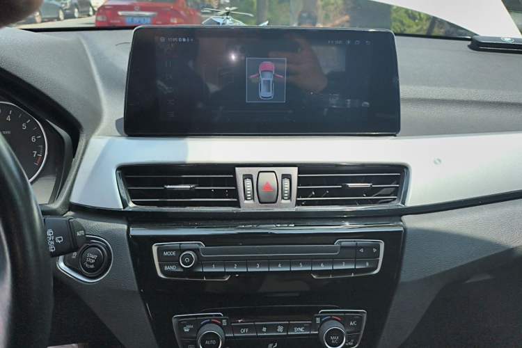 Used BMW X1 2016 sDrive18Li Fashion Model Audio And AC Panel