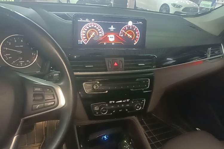 Used BMW X1 2016 sDrive20Li Luxury Model Audio And AC Panel