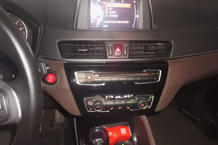 Used BMW X1 2016 sDrive20Li Luxury Model Audio And AC Panel