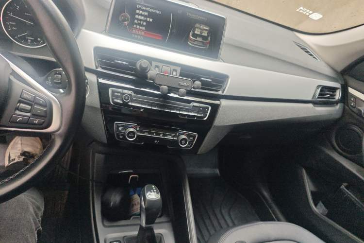 Used BMW X1 2016 sDrive18Li Fashion Model Audio And AC Panel
