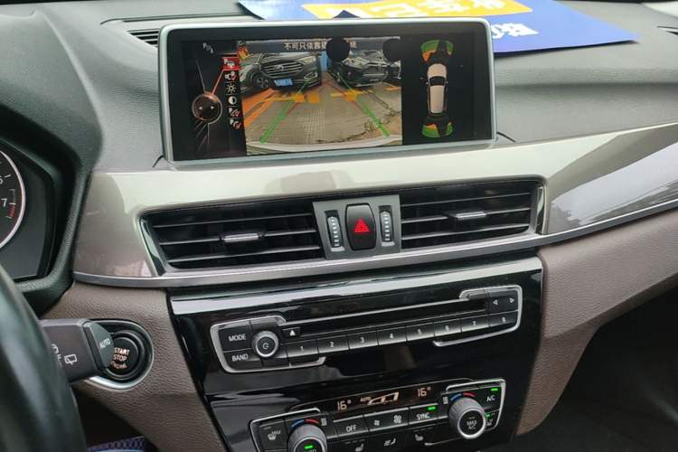 Used BMW X1 2016 sDrive20Li Luxury Model Audio And AC Panel