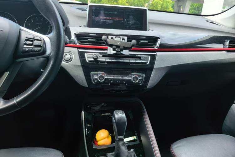 Used BMW X1 2016 sDrive20Li Luxury Model Audio And AC Panel