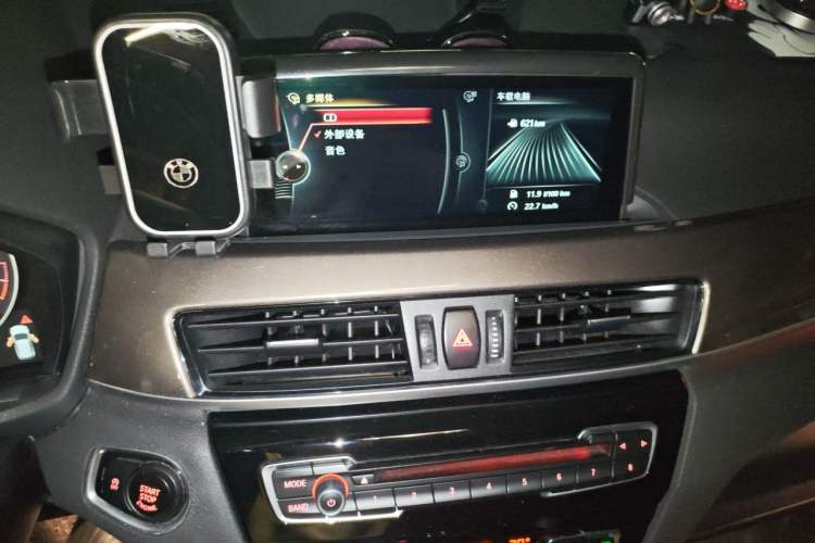 Used BMW X1 2016 xDrive20Li Luxury Model Audio And AC Panel