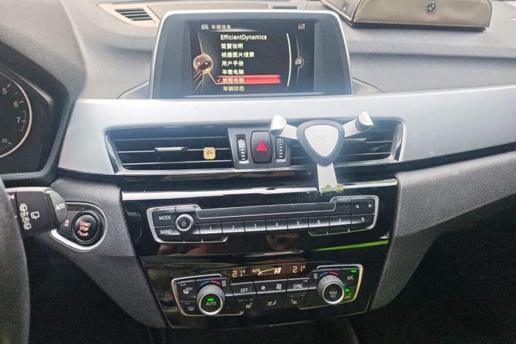Used BMW X1 2016 sDrive18Li Premium Edition Audio And AC Panel