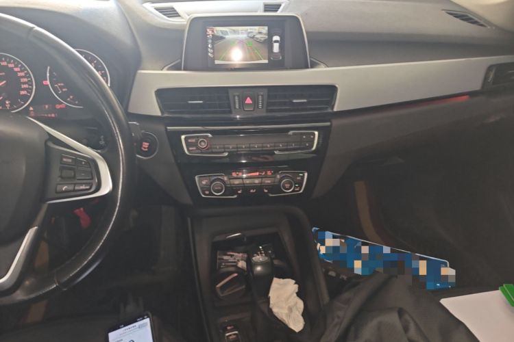 Used BMW X1 2016 sDrive18Li Premium Edition Audio And AC Panel