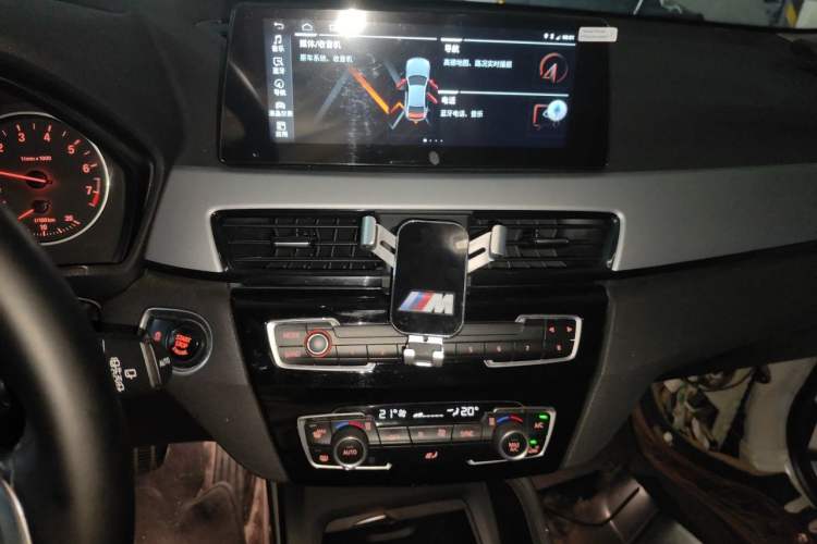 Used BMW X1 2016 sDrive18Li Fashion Model Audio And AC Panel