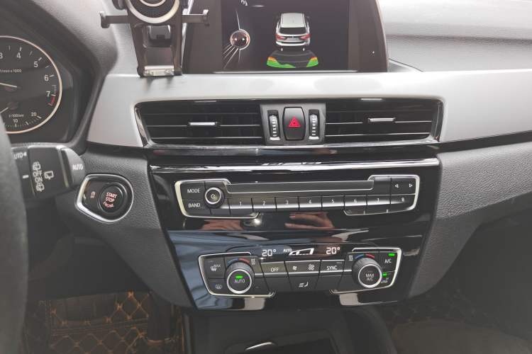 Used BMW X1 2016 sDrive18Li Fashion Model Audio And AC Panel