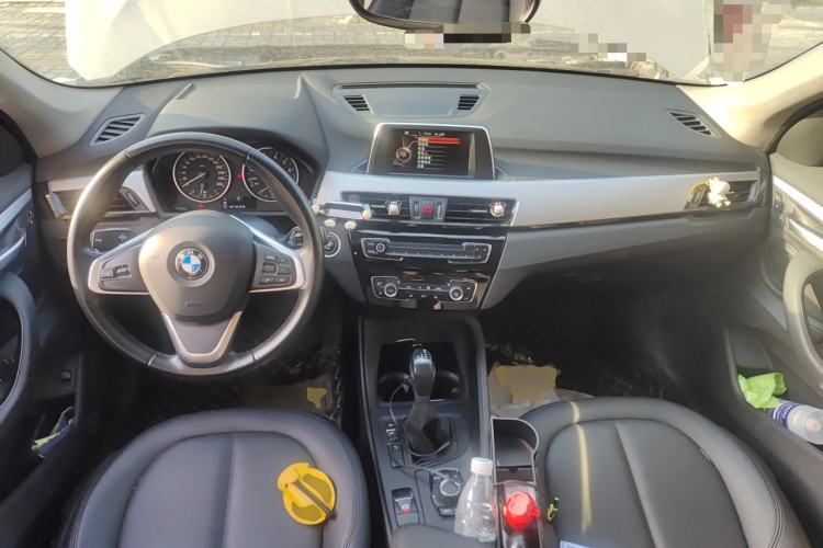 Used BMW X1 2016 sDrive18Li Premium Edition Center Console