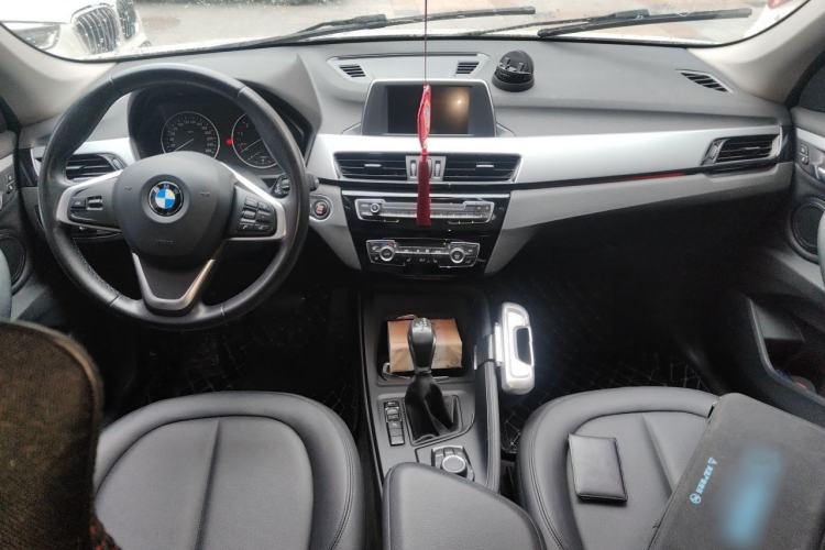 Used BMW X1 2016 sDrive18Li Premium Edition Center Console