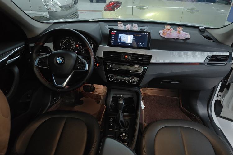 Used BMW X1 2016 sDrive18Li Premium Edition Center Console