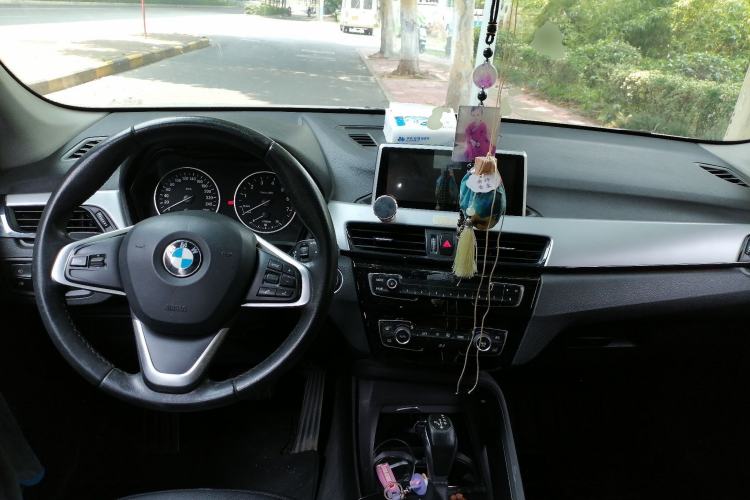 Used BMW X1 2016 sDrive18Li Fashion Model Center Console