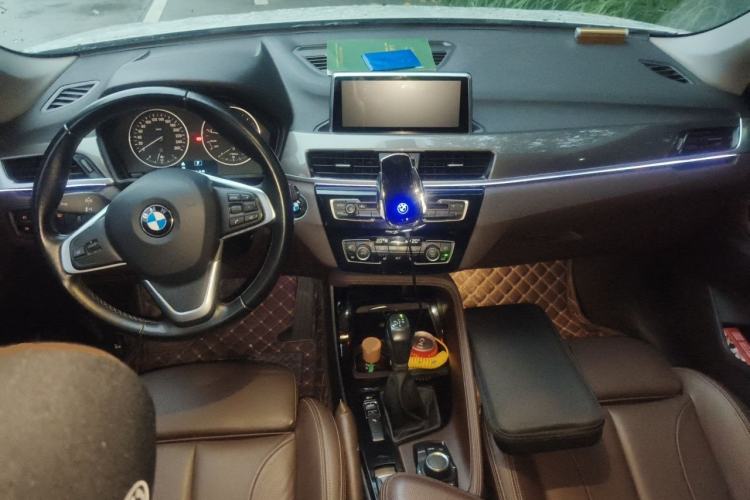 Used BMW X1 2016 sDrive18Li Luxury Model Center Console