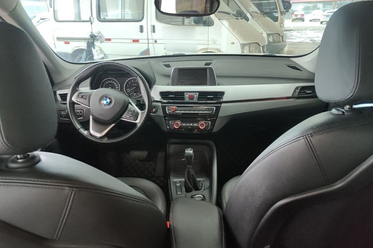 Used BMW X1 2016 sDrive18Li Fashion Model Center Console
