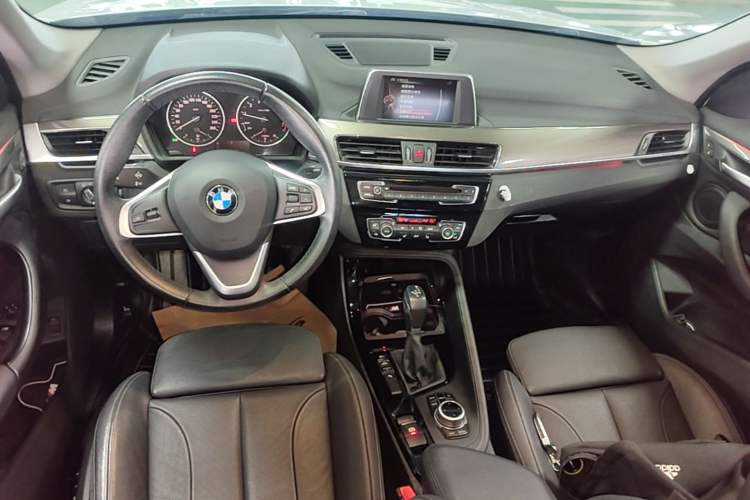 Used BMW X1 2016 sDrive20Li Luxury Model Center Console
