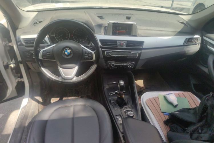 Used BMW X1 2016 sDrive18Li Fashion Model Center Console