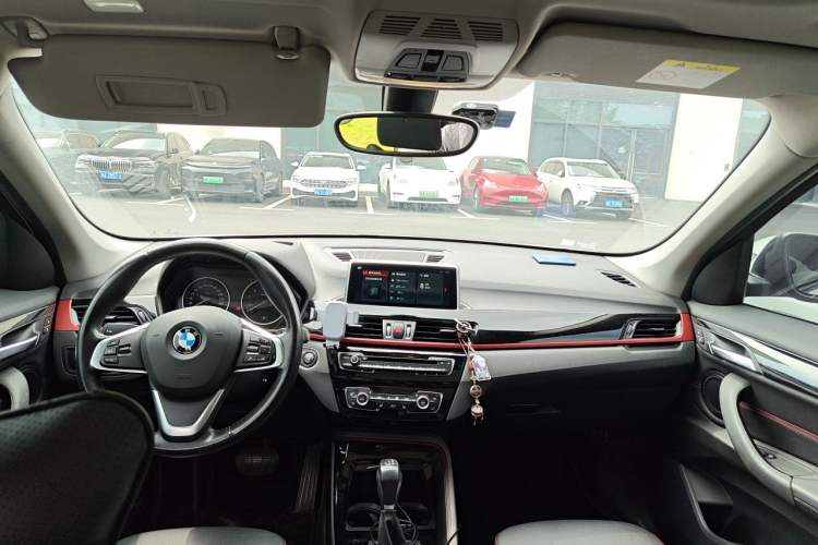 Used BMW X1 2016 xDrive20Li Luxury Model Center Console