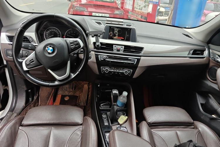 Used BMW X1 2016 sDrive18Li Luxury Model Center Console