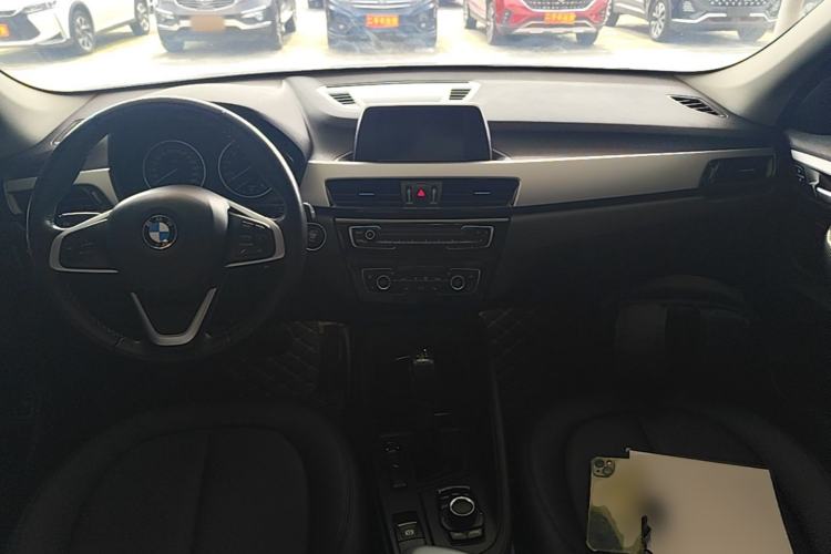 Used BMW X1 2016 sDrive18Li Premium Edition Center Console
