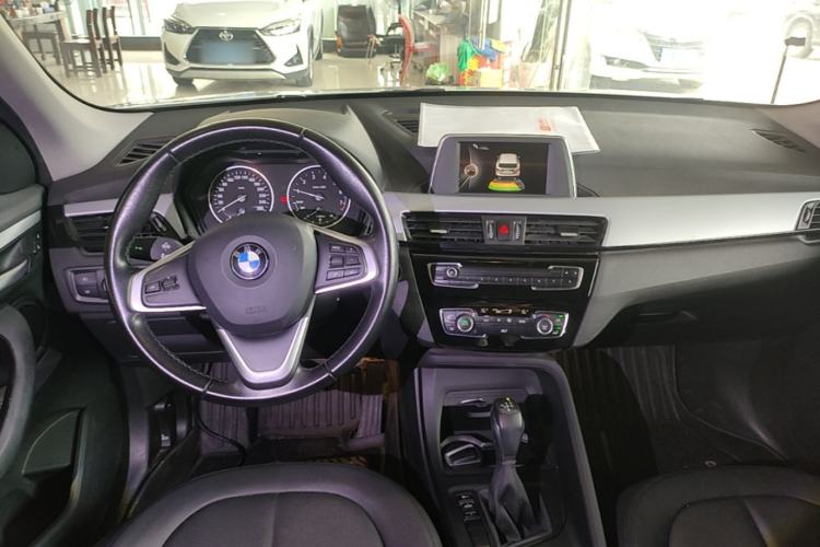 Used BMW X1 2016 sDrive18Li Fashion Model Center Console