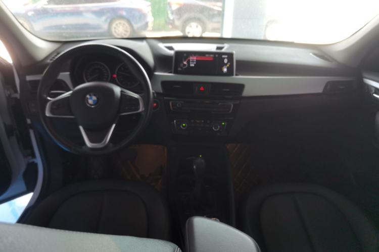 Used BMW X1 2016 sDrive18Li Fashion Model Center Console