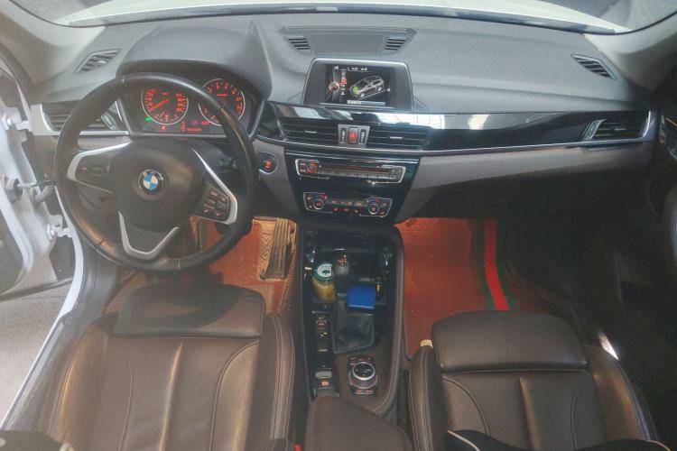Used BMW X1 2016 sDrive20Li Luxury Model Center Console