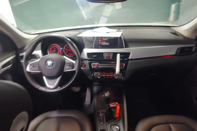 Used BMW X1 2016 sDrive18Li Premium Edition Center Console
