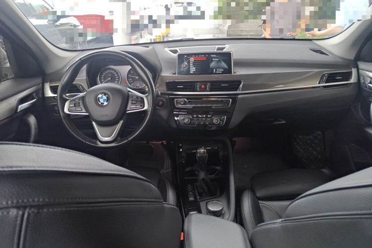 Used BMW X1 2016 xDrive20Li Luxury Model Center Console
