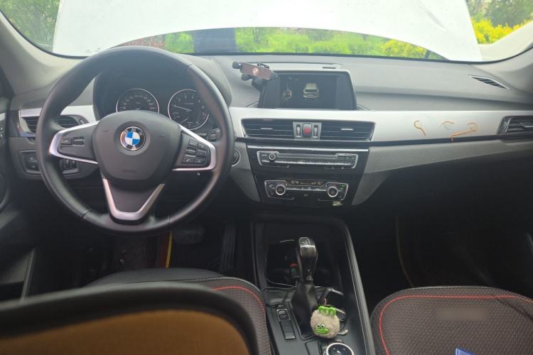 Used BMW X1 2016 sDrive18Li Fashion Model Center Console