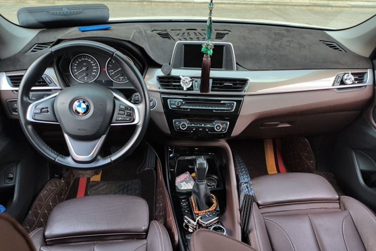 Used BMW X1 2016 sDrive20Li Luxury Model Center Console