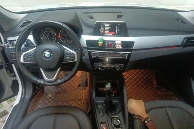 Used BMW X1 2016 sDrive18Li Premium Edition Center Console