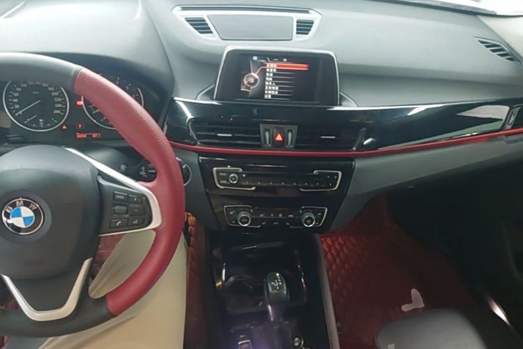 Used BMW X1 2016 sDrive20Li Luxury Model Center Console