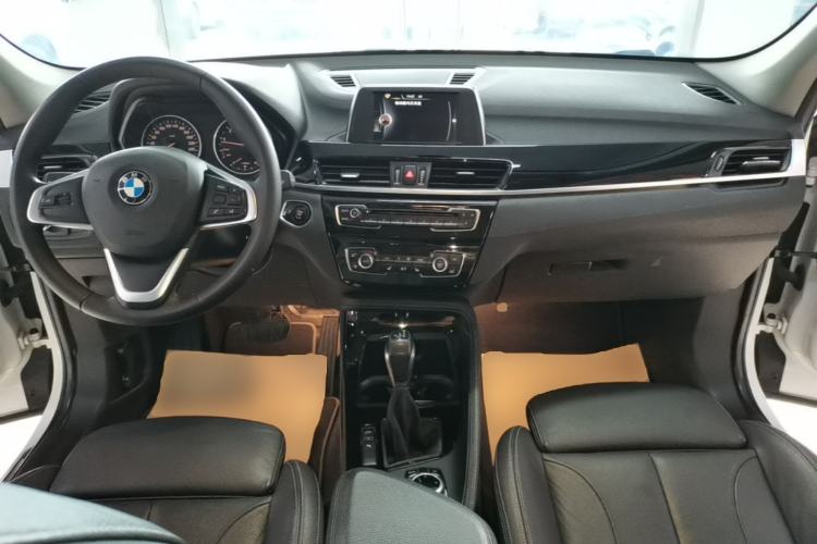 Used BMW X1 2016 sDrive20Li Luxury Model Center Console