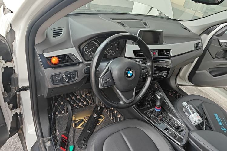 Used BMW X1 2016 sDrive18Li Fashion Model Center Console