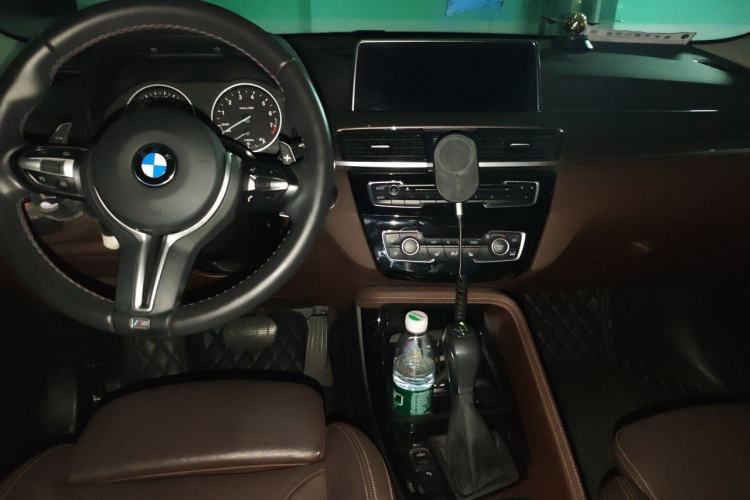 Used BMW X1 2016 sDrive20Li Luxury Model Center Console