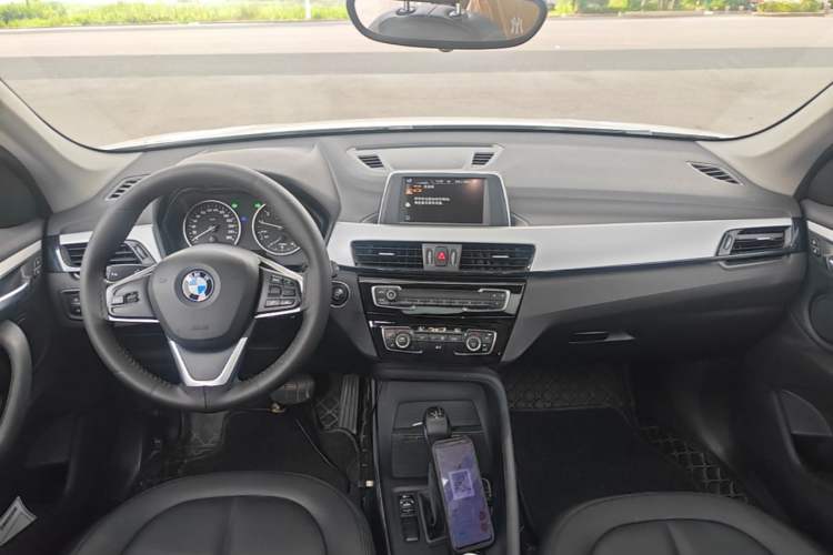 Used BMW X1 2016 sDrive18Li Fashion Model Center Console