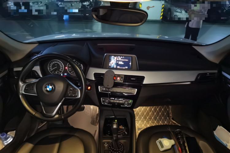 Used BMW X1 2016 sDrive18Li Fashion Model Center Console